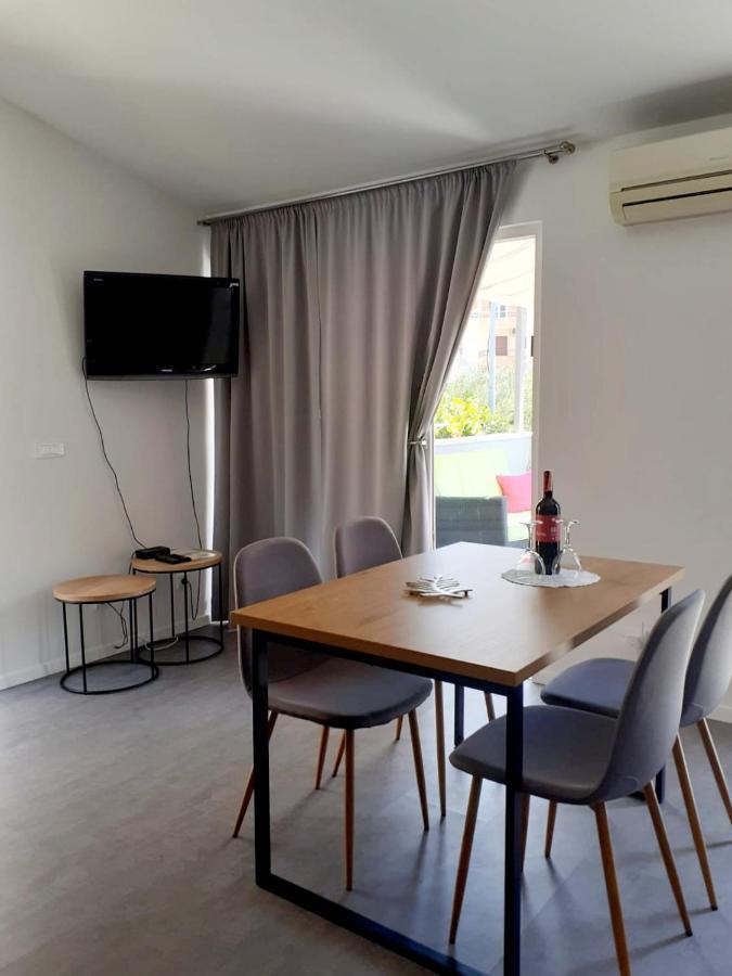 באסקה וודה Apartments Granic מראה חיצוני תמונה